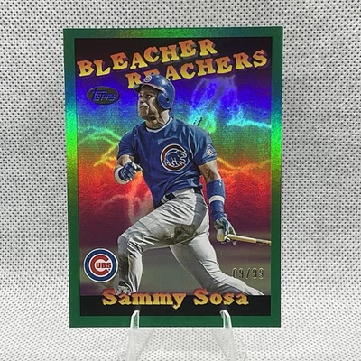 Actualización Topps 2025 - Sammy Sosa Green Foil Bleacher Reachers/99- Cubs Foto 1 de 2