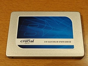 Crucial CT250BX100SSD1 BX100 250 GB 2.5" SATA III Solid State Drive - 1664 Hours - Afbeelding 1 van 2