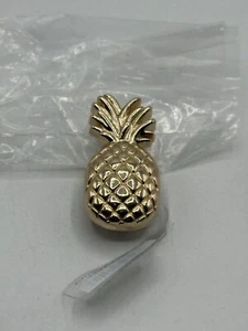 Crocs Jibbitz Charm. Metal Gold Pineapple - Picture 1 of 5