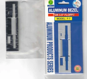 Lian-Li F7 Aluminum Floppy Drive Face Plate/Bezel - Afbeelding 1 van 4