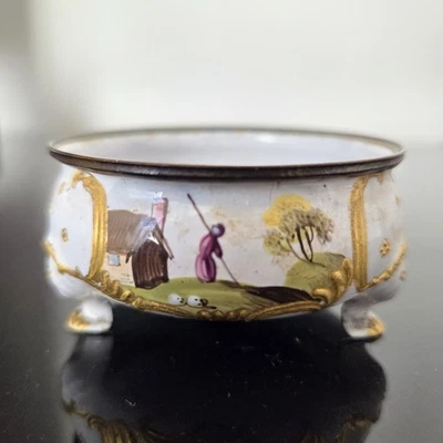 Saleron XVIIIè Battersea Emaillé Blqnc Or 18thC Enamel Salt Pot - Photo 1/4