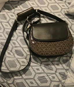 Calvin Klein Bella 2 Toned Adjustable Crossbody with Zippered Pouch NEW - Picture 1 of 11