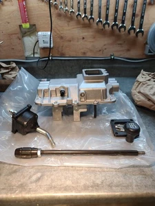 1996 AND UP NV4500 LOADED SQUARE SHIFTER TOP PLATE COVER - Picture 1 of 5