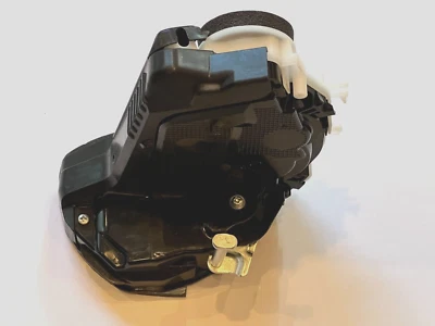 Оригинальный привод замка задней правой пассажирской двери для Toyota Tacoma 16-23 - Изображение 1 из 4