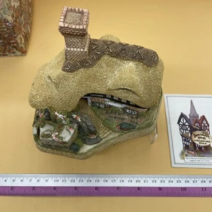 David Winter Cottage “Home Guard" 1988 Box John Hine Collectors Piece #5 - Picture 1 of 13