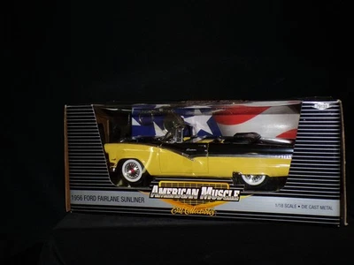 1956 FORD CONVERTIBLE MODEL SCALE 1/18th DIE CAST METAL. - Image 1 of 2