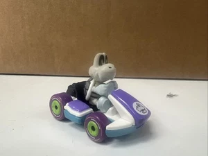 Dry bones "1st Version" Mariokart 🔥 1:64 Mario kart standart Nintendo Skelerex - Picture 1 of 8