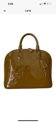 Louis Vuitton charol monograma Vernis Alma PM, MI4142 Foto 1 de 4