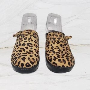 LANDS' END Women's Leopard Buckle Suede Block Heel Slip-On Clogs, 436177, US 6B - Picture 1 of 15