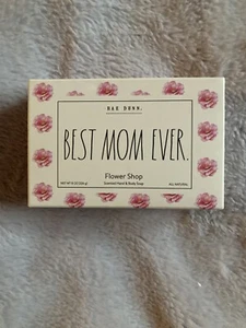 Rae Dunn BEST MOM EVER Flower Shop Scented - Hand/Body Bar Soap - Mother's Day - Picture 1 of 2