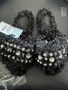 Girls Fuzzy Slippers- Size 3- Faux Pearls - Picture 1 of 2