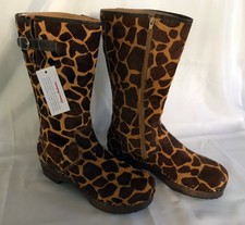 sophie the giraffe boots