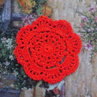 4pcs Red Hand Crochet Lace Doilies Placemats for Table Decoration 4inch Round - Image 1 of 4