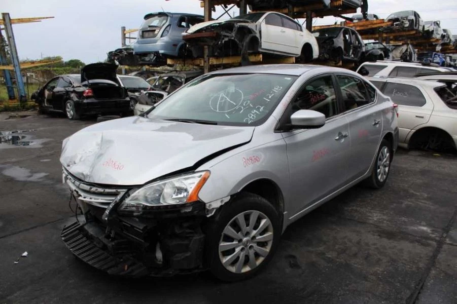 Volante/placa flexible CVT 1,8 L compatible con 13-19 Sentra 1362235 Foto 1 de 4