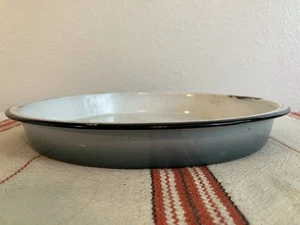 VINTAGE Primitive Rustic Farmhouse Enamelware Blue Gray Ombre White Pie Pan 10" - Picture 1 of 15