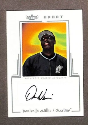 2003 Fleer Avant AAC/DW Dontrelle Willis Player Auto Silver Auto /75 - Image 1 of 3