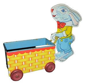 J. VINTAGE JUGUETE CONTENEDOR DE PASCUA DE METAL CHEIN’ - ¡CONEJITO CON CESTA SOBRE RUEDAS! - Imagen 1 de 15