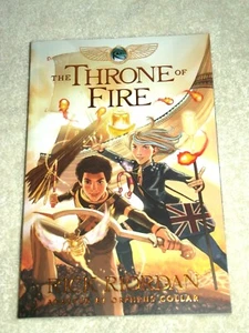 "The Kane Chronicles II -The Throne of Fire" O Collar & Rick Riordan 1st ed 2015 - Imagen 1 de 2