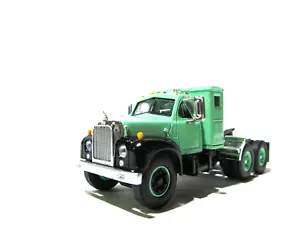 1ST GEAR 1/64 SCALE B MODEL MACK SMALL BUNK  BLACK & TEAL  SAME SCALE AS DCP - Picture 1 of 5