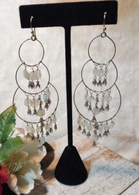 Fantásticos pendientes colgantes de oro sobre piedra lunar 925 de ley Foto 1 de 4