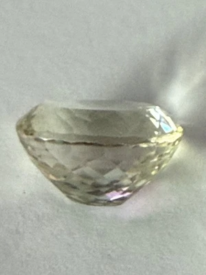 RARE Yellow 28.38 ct Natural Kunzite  Oval Cut Stone  Excellent Clarity - Image 1 of 4