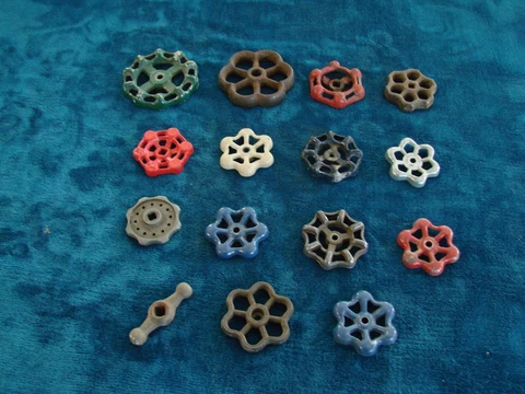 Lot of 15 Vintage Water Faucet Knobs Handles Spigot Industrial Steam Punk Cover