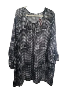 Neu mit Etikett Avenue 26/28 schwarz & weiß halbtransparent Tunika Oberteil Shirt 3/4-Knopfärmel - Bild 1 von 4