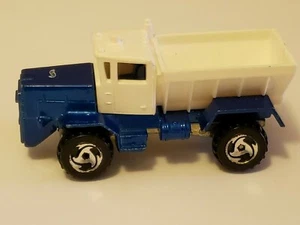 Original Vintage 1983 Hot Wheels "OSHKOSH SNOW PLOW" ~ Metallic Blue ~ EXCELLENT - Picture 1 of 6