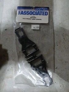Team Aassociated TC5 FRONT ARM (HARD) - Picture 1 of 1