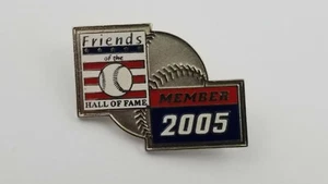 Prendedor de sombrero de solapa del Salón de la Fama del Béisbol 2005 Member Friends of the Baseball F9 - Imagen 1 de 5