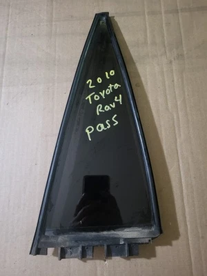 2006 - 2012 Toyota Rav4 OEM Passenger Right Side Vent Quarter Glass Window Foto 1 de 2