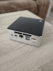Intel NUC5i3RYH Mini PC i3-5010U 2.1GHz | Compact Desktop - Afbeelding 1 van 3
