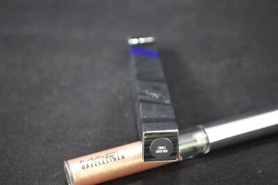 Mac Superslick Dazzle Eye Liner - Holiday Time! (discontinued) - Image 1 of 3