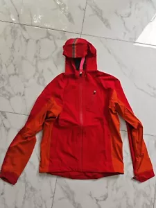 New Without Tags Rapha Men's Hooded Waterproof Rain Jacket Red Size M Rrp £230 - Picture 1 of 16