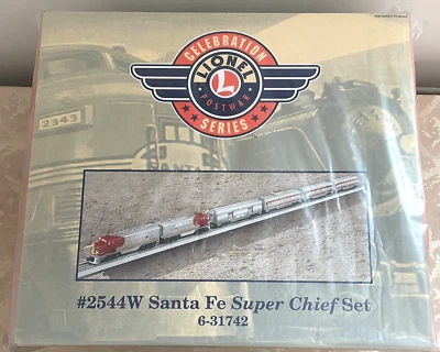 FACTORY PACKED LIONEL 6-31742  #2544W SANTA FE SUPER CHIEF PASSENGER SET, NEW - Image 1 of 4