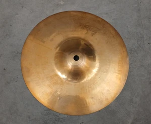 ZILDJIAN A CUSTOM 10" SPLASH CYMBAL - Picture 1 of 3