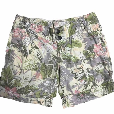 Mossimo Shorts Woman Size 7 Floral Hawaiian 100% Cotton Pockets Flat Front - Image 1 of 3