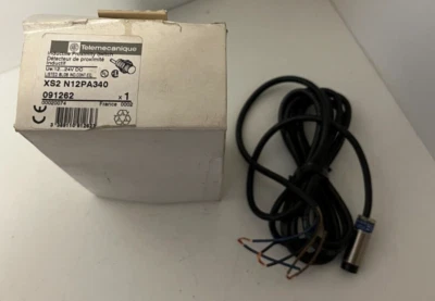 Telemecanique XS2N12PA340 Inductive Proximity Sensor 12-24V DC New Open Box - Image 1 of 3