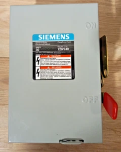 Siemens LF211N 240V 30 A Single Phase DPST Safety Switch (CW) - Picture 1 of 16