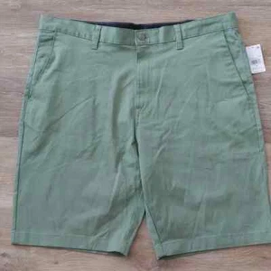 NWT Volcom Men's Monty Stretch Shorts Green Size 40 - Picture 1 of 7