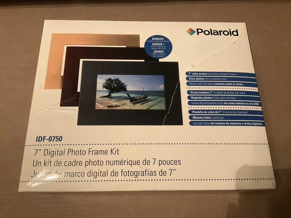 Polaroid 7" Digital Photo Frame Kit Bonus Includes 3 Designer Frames XSA-00750B - Image 1 of 4