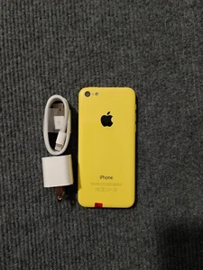 90%N ew Apple iphone 5c Yellow 8-16-32GB Fully UNlocked(any carrier) Good - Afbeelding 1 van 8