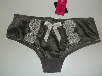 Nuevo con etiquetas Pantalones Cortos La Senza 8 10 12 14 16 Georgia Latte Seda y Encaje Foto 1 de 4