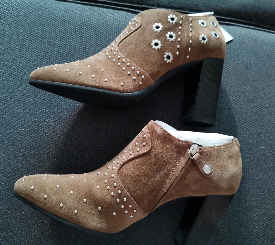 SUPERS LOW BOOTS EN CUIR NEUVES GEOX POINTURE 40  - Photo 1/4