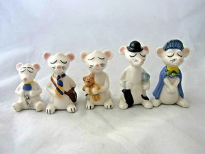 Wade WHIMSIE FULL SET OF TOWN MOUSE FAMILY MICE - Picture 1 of 2