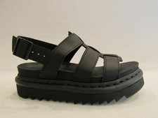 DR. MARTENS YELENA HYDRO LEATHER sandalo donna in pelle nera con zeppa