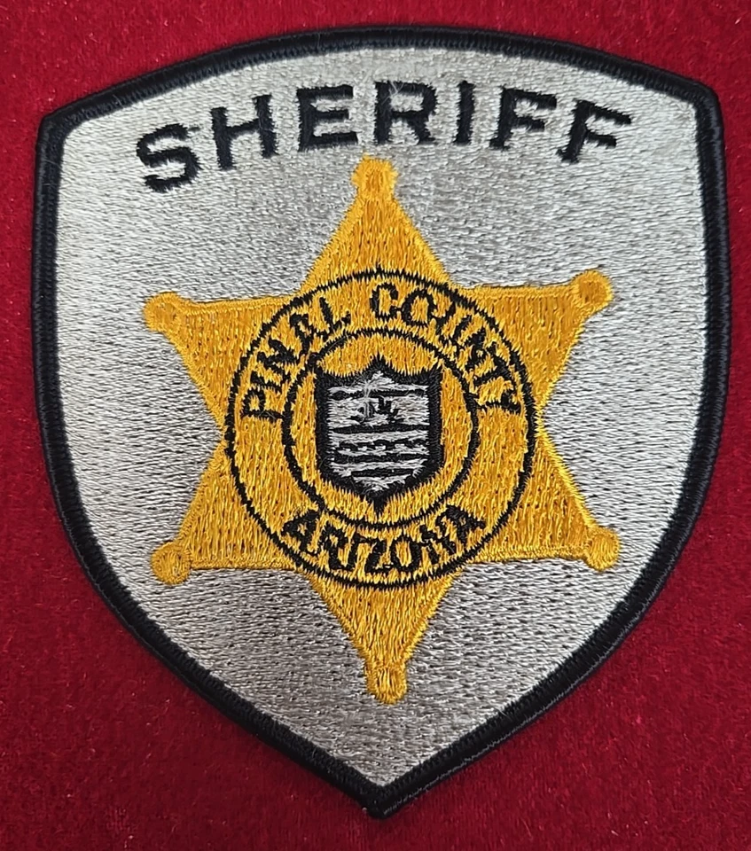 PINAL COUNTY ARIZONA #B SHERIFF POLICE PATCH - Image 1 of 2