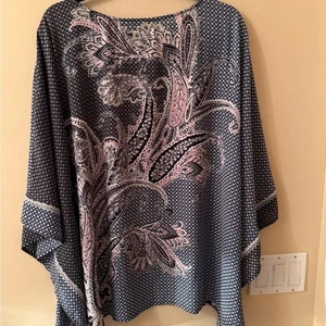 Bob Mackie Paisley Tunika - blau und rosa - Bild 1 von 5