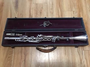 Elkhart Cavalier Vintage Clarinet In Case W/Mouthpiece - Picture 1 of 12