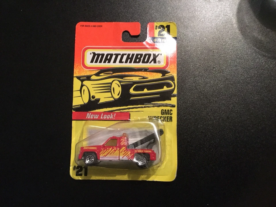 Matchbox 1987 GMC Wrecker Red - Image 1 of 4